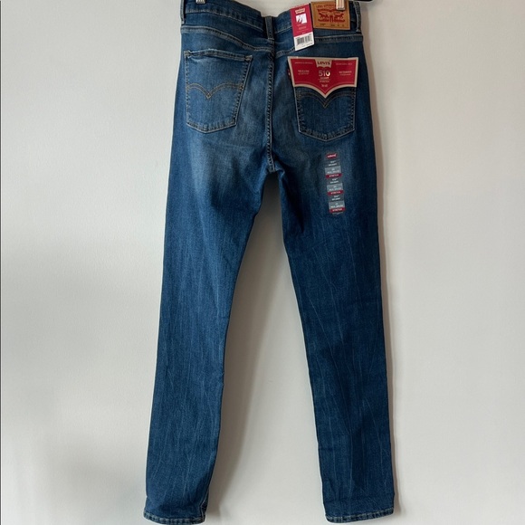 Levi's Boy’s Med Blue Wash Slim Jeans - Picture 4 of 6